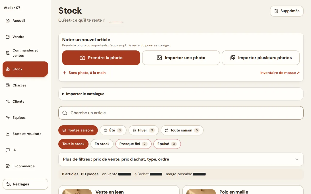 Écran Stock du logiciel sur ordinateur : noter un nouvel article en photo